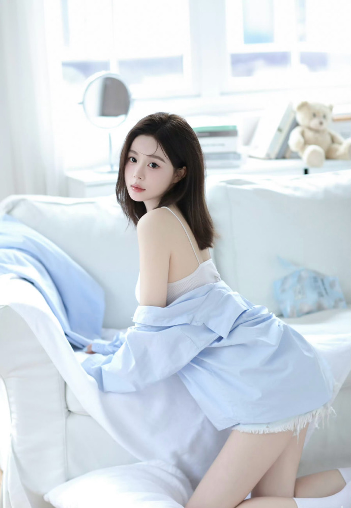 坚如磐石 封面